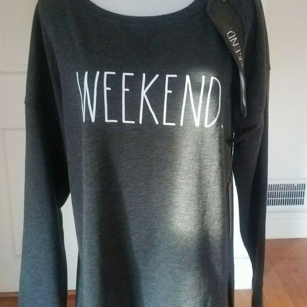 NWT $68 Rae Dunn Women’s Crewneck Pullover Sweatshirt Gray M Weekend & Rest Mask